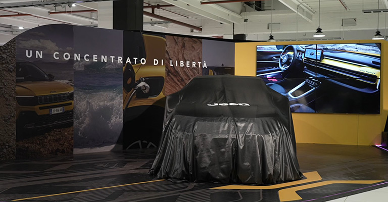 La nuova Jeep® Avenger 1st EDITION ha fatto il suo debutto da Spazio Group a Torino